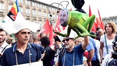 Turín. Protest proti ministrovi vnitra Matteovi Salvinimu, který odmítl vpustit...