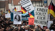 Demonstrace Alternativy pro Německo v německém městě Kadel (3. března 2018)