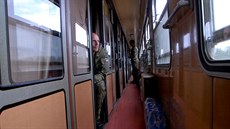Odjezd minometné jednotky eských voják na misi do Lotyska