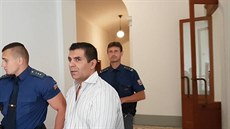Plzeanu Milanu Gáborovi hrozí za obchodování s lidmi a patnáct let vzení....