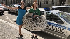 Vít�zná fotografie Lenky Novotné s kamelotkou.