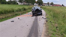 Motorkář nepřežil čelní střet s autem v Besednici.