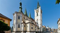 Barokní d�kanský kostel V�ech svatých