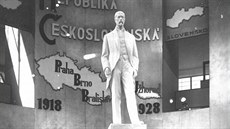 Před 90 lety si prezident T. G. Masaryk v Brně prohlédl dokončenou výstavu...