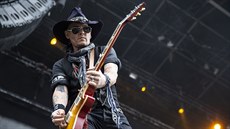 Johnny Depp s kapelou Hollywood Vampires na praském Letiti Letany, 13....