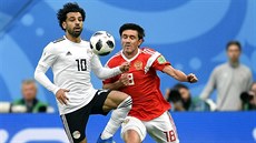 ASTO SE POTKÁVALI. Egyptský ofenzivní záloník Mohamed Salah se chystá...