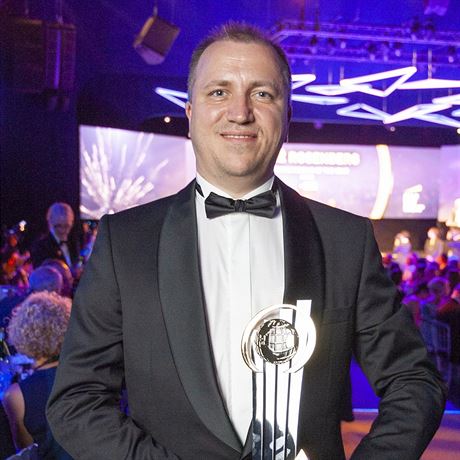 Michal Weis získal titul slovenského EY Podnikatele roku.