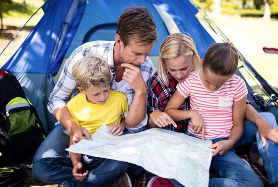 rodina dovolená stan mapa