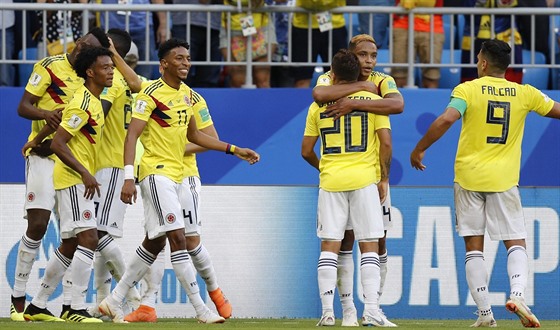 Kolumbijská radost po gólu Yerryho Miny v utkání proti Senegalu.