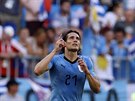 Uruguayský útočník Edinson Cavani slaví svůj první gól na turnaji v zápase...
