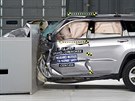 Crashtest s 25procentním pesahem Jeepu Grand Cherokee