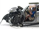 Crashtest s 25procentním pesahem Jeepu Grand Cherokee