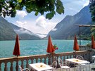 Zastávka íslo 9: romantické panorama jezera Poschiavo v Le Prese