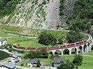 Zastávka íslo 10: Brusio a zdejí kruhový viadukt jsou lágrem RhB.