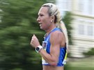 Eva Vrabcová Nývltová na trati Olomouckého plmaratonu