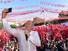 Turci zklamaní politikou prezidenta Recepa Tayyipa Erdogana nyní vkládají své...