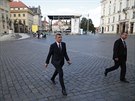 Andrej Babi po píjezdu na Praský hrad, kde prezident Zeman jmenuje jeho...