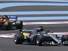 Lewis Hamilton pejídí pi tréninku na Velkou cenu Francie formule 1 Stoffela...