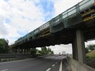Na auto projídjící na dálnici D46 pod opravovaným mostem dopadl u Prostjova...