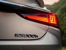 Nový hybridní Lexus ES myslí na preciznost, kvalitní materiál a detaily