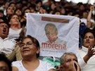 Píznivci kandidáta na Mexického prezidenta Lopeze Obradora na setkání na...