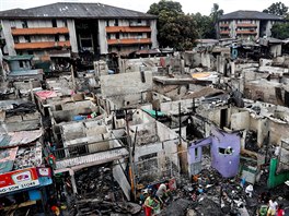 Manila bojuje s rozsáhlými poáry