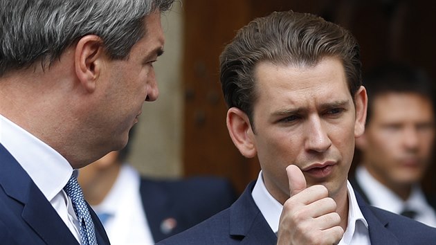 Bavorský premiér Markus Söder a rakouský kanclé Sebastian Kurz na jednání v...