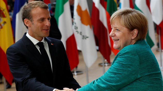 Francouzsk prezident Emmanuel Macron a nmeck kanclka Angela Merkelov na summitu EU v Bruselu (28. ervna 2018)