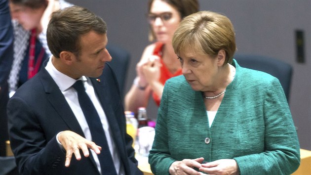 Německá kancléřka Angela Merkelová a francouzský prezident Emmanuel Macron na summitu EU v Bruselu (28. června 2018)