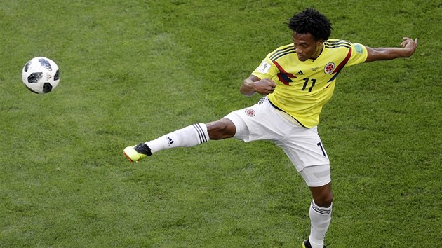 Kolumbijsk zlonk Juan Cuadrado v zpase proti Senegalu.