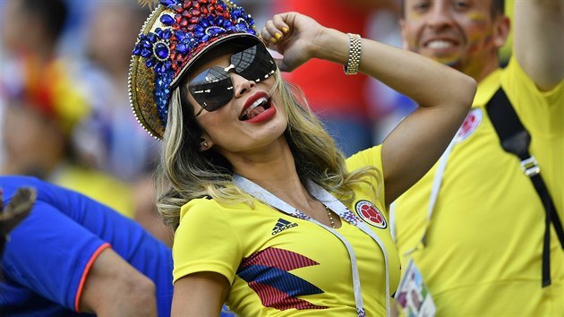 Kolumbijsk fanynka bhem utkn proti Senegalu.