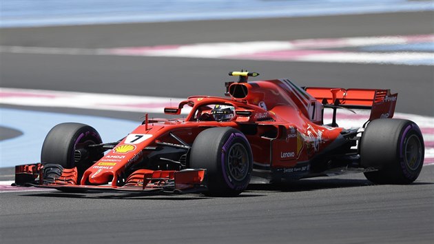Kimi Räikkönen při tréninku na Velkou cenu Francie formule 1.