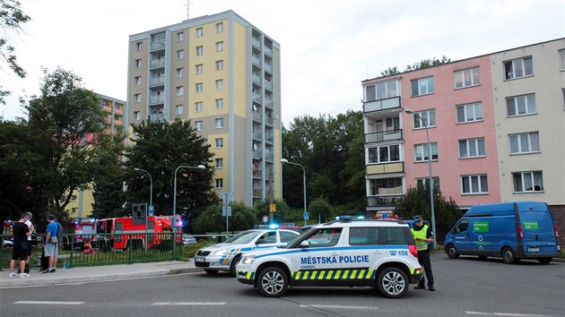 Kvli poru plynov ppojky evakuovali hasii jeden z chodovskch vk.