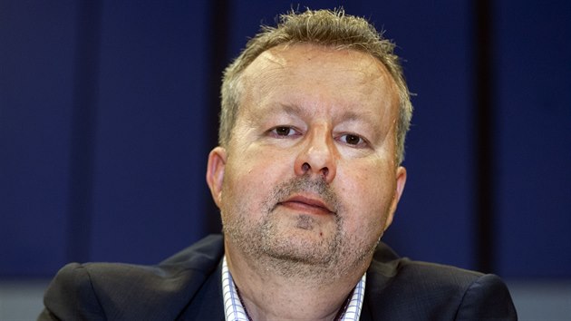 Ministr ivotnho prosted Richard Brabec na snmku pozenm bhem nvtvy vldy v Olomouckm kraji 20. ervna 2018.
