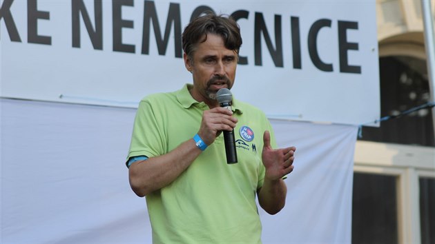 Prim Ondej Krajnk na protestnm mtinku v Roudnici nad Labem. (21. ervna 2018)