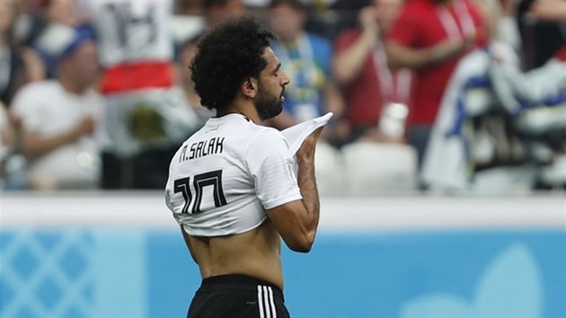 Egyptsk tonk Mohamed Salah v utkn se Sadskou Arbi.