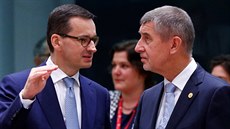 Polský premiér Mateusz Morawiecki a eský premiér Andrej Babi na summitu EU v...