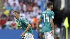 Německý záložník Thomas Müller nahrazuje Leona Goretzku v zápase s Jižní Koreou.