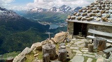 Zastávka íslo 3: vyhlídka od Segantinho chaty 2 700 m n. m. ke Svatému Moici
