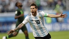 KONEČNĚ GÓL. Lionel Messi se raduje z trefy v utkání mistrovství světa mezi...