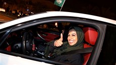Ženy v Saúdské Arábii mohou poprvé legálně usednout za volant. (24. 6. 2018)