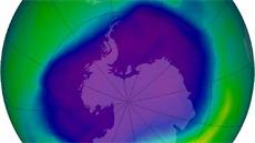 Ozonová díra nad Antarktidou v záí 2006, kdy byla rozlohou druhá nejvtí v...
