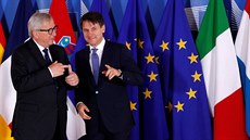 Pedseda Evropské komise Jean-Claude Juncker a italský premiér Giuseppe Conte...