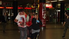 Policie a hasii v noci ve stanici metra Muzeum nacviovali záchrannou akci v...