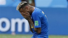 EMOCE. Brazilce Neymara popadl po vítězství nad Kostarikou silný pláč.