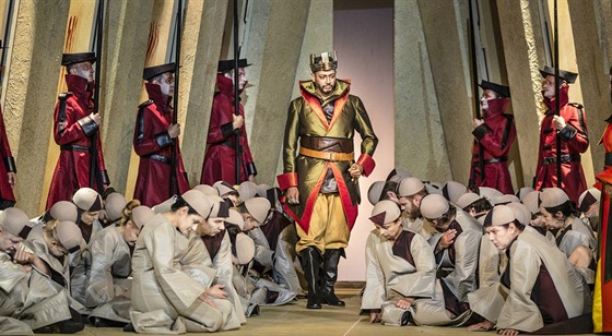 Miguelangelo Cavalcanti v titulní roli Verdiho opery Nabucco, kterou uvedlo...