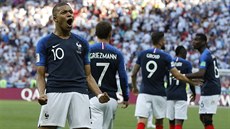 Kylian Mbappé z Francie slaví zásah do sít� Argentiny.