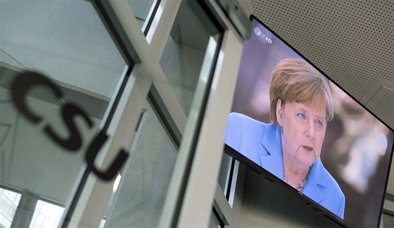 Angela Merkelová hovoří v televizi ZDF (1. července 2018)