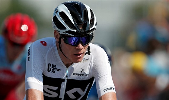 Britský jezdec Chris Froome jede na kole bhem 2. etapy Tour de France