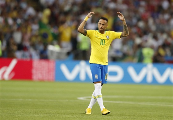 Brazilská hvzda Neymar ped tvrtfinálovým zápasem mistrovství svta proti...